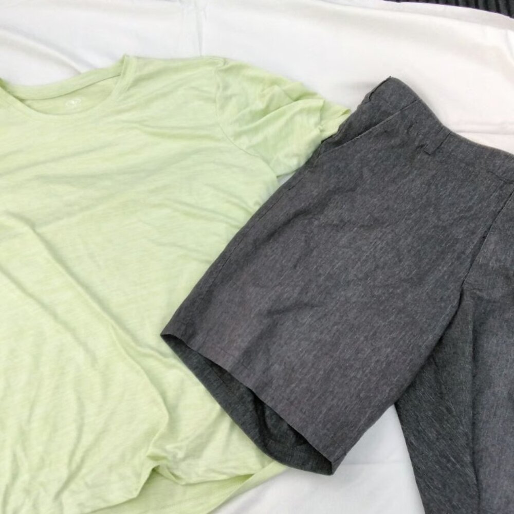 Mens shirt XL and shorts 40